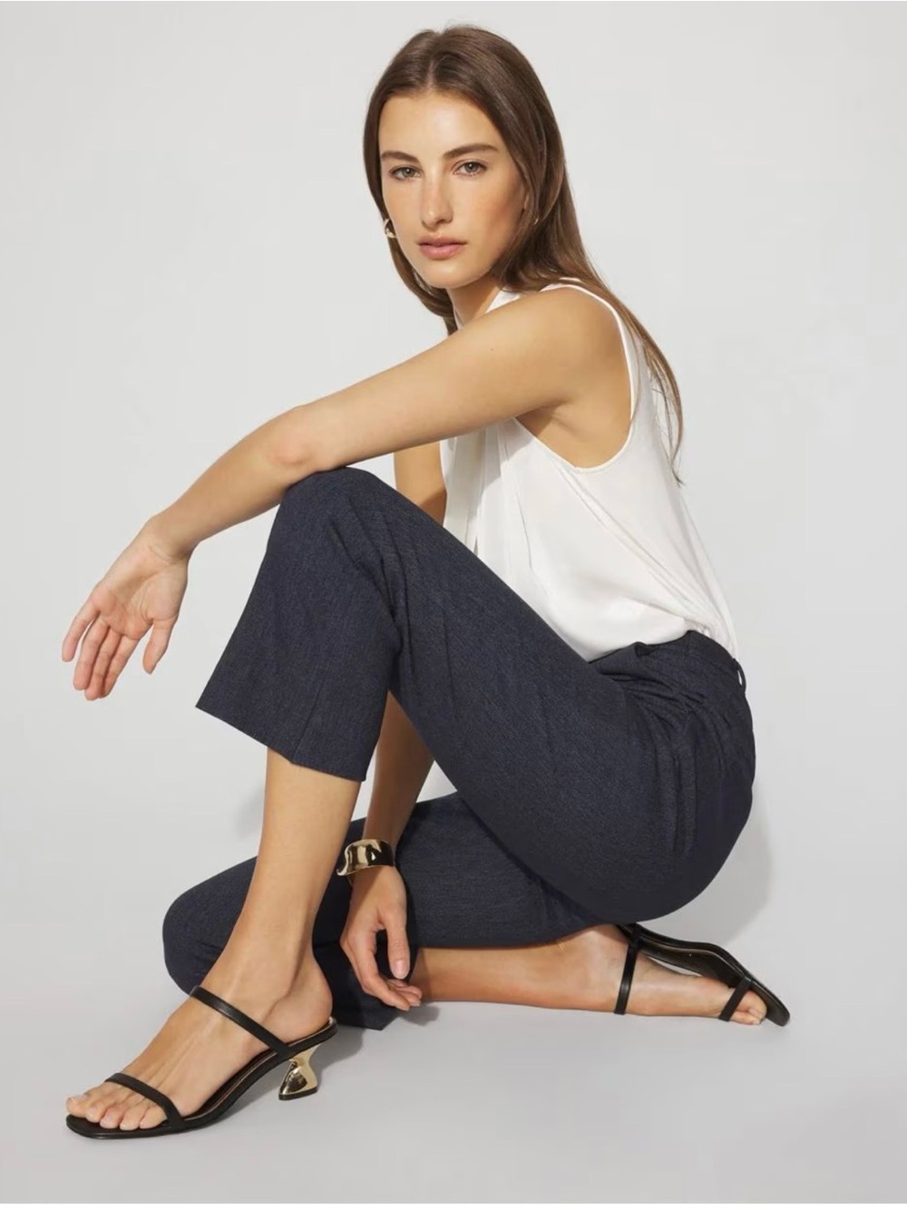 NWT White House Black Market Navy Cropped Slim Trouser Jeans